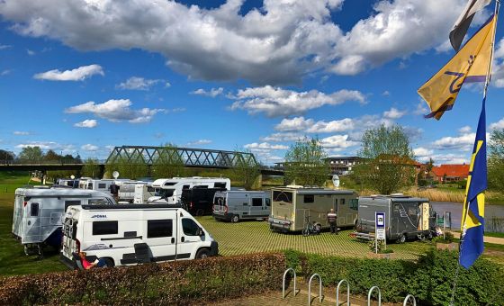 Mehr Wohnmobilstellplätze für Deutschland wie der hier in Haren in der Ems gezeigte sind nötig.